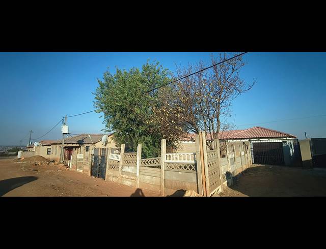 1 BEDROOM HOUSE FOR SALE IN TSHEPISONG